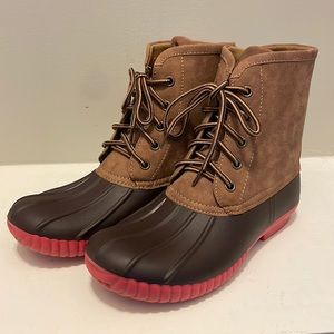 NWOT Marleylilly duck boots